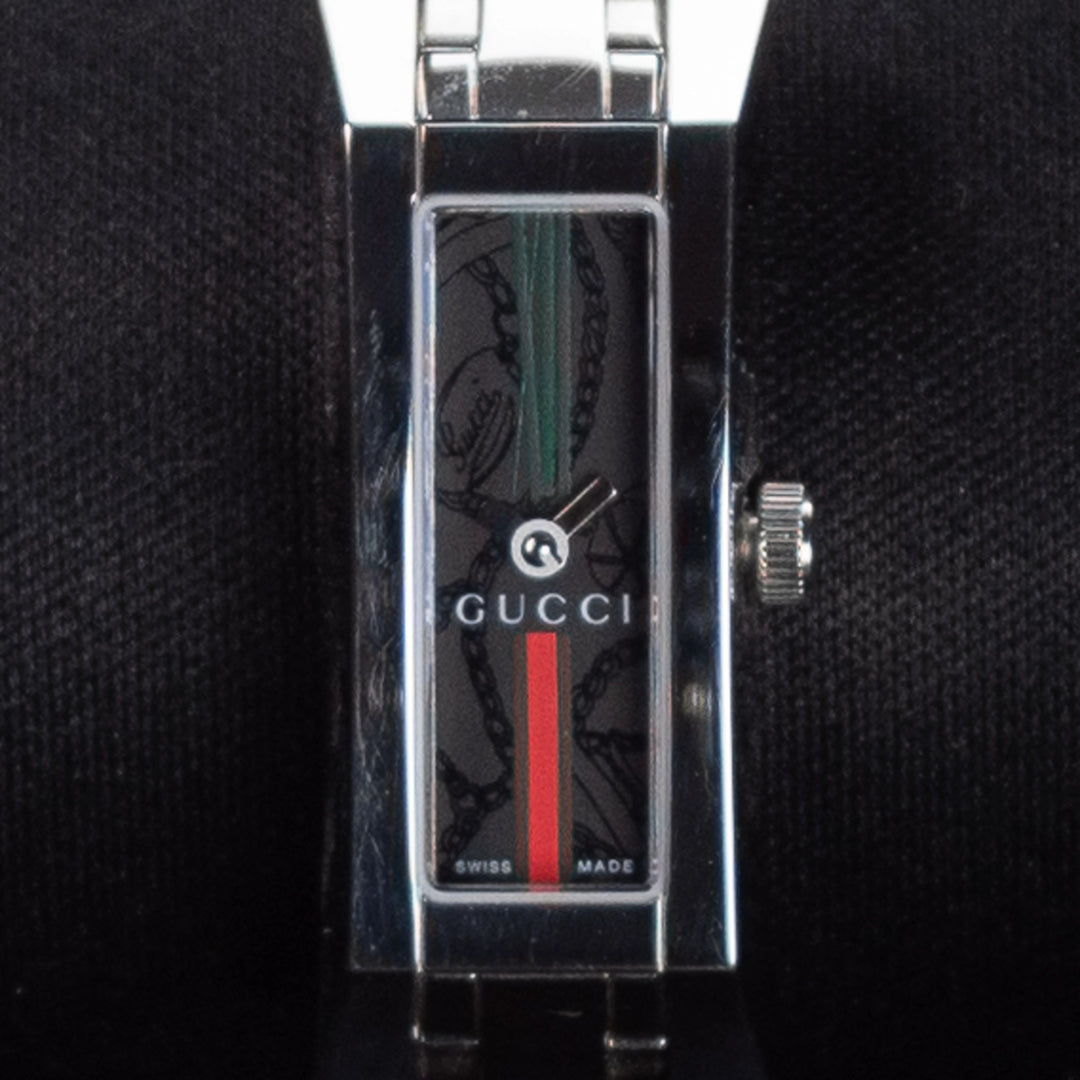 Luxury watch (YA110512): watch face