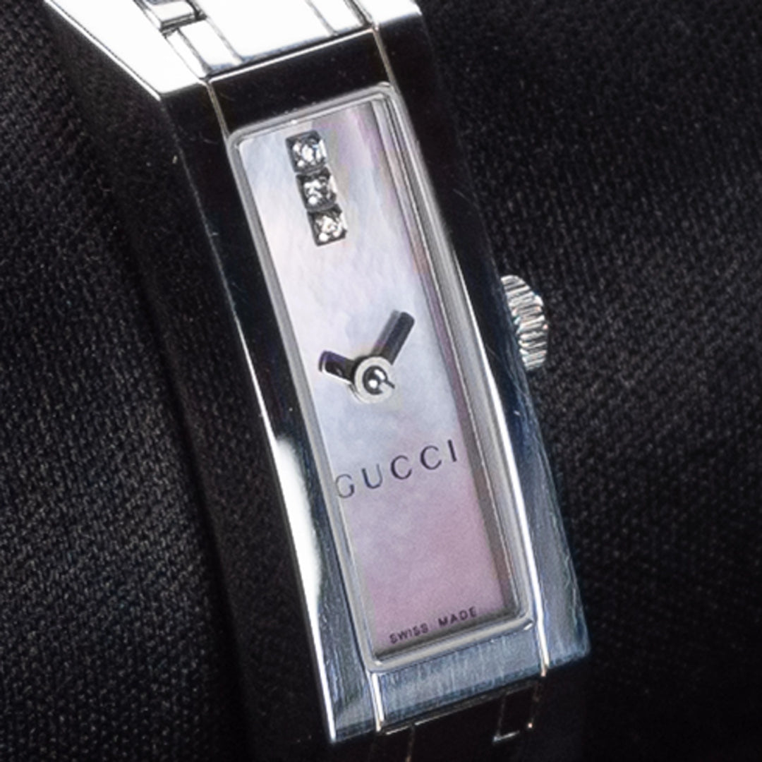 Luxury watch (YA110515): watch face angled view left