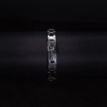 Kép betöltése a Galériamegjelenítőbe, Luxury watch (YA110516): watch bracelet zoomed out
