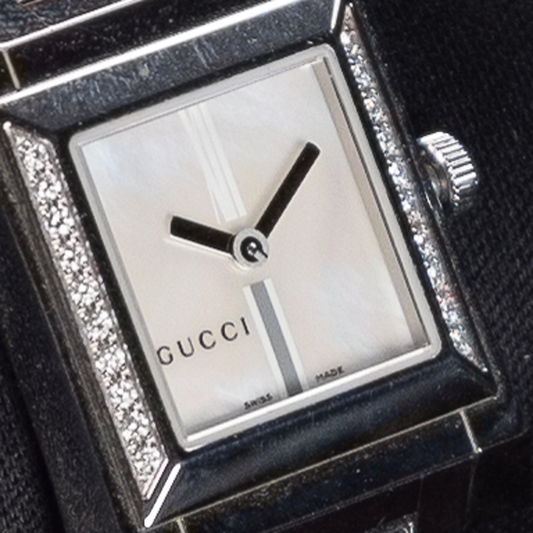 Luxury watch (YA111504): watch face angled view left