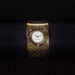 Kép betöltése a Galériamegjelenítőbe, Luxury watch (YA112412): watch face zoomed out
