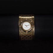 Luxury watch (YA112412): watch face zoomed out