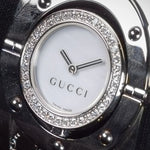Kép betöltése a Galériamegjelenítőbe, Luxury watch (YA112415): watch face angled view right
