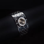 Kép betöltése a Galériamegjelenítőbe, Luxury watch (YA112416): watch face angled view left zoomed out

