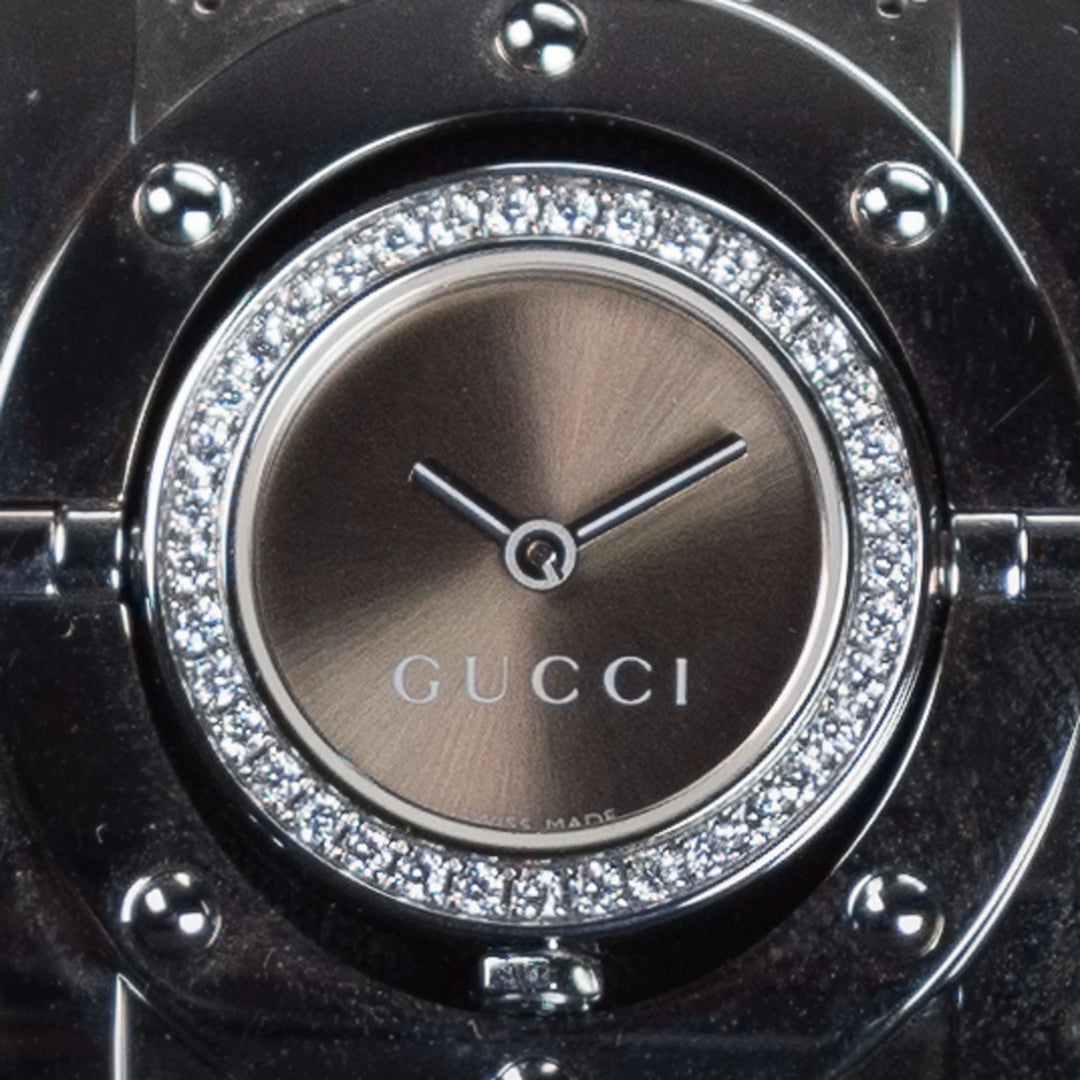 Luxury watch (YA112416): watch face