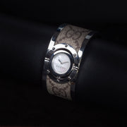 Luxury watch (YA112418): watch face angled view right zoomed out