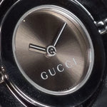 Kép betöltése a Galériamegjelenítőbe, Luxury watch (YA112425): watch face angled view left
