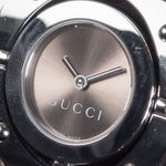 Kép betöltése a Galériamegjelenítőbe, Luxury watch (YA112425): watch face angled view right
