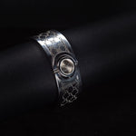Kép betöltése a Galériamegjelenítőbe, Luxury watch (YA112501): watch face angled view left zoomed out
