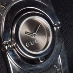 Kép betöltése a Galériamegjelenítőbe, Luxury watch (YA112501): watch face angled view left
