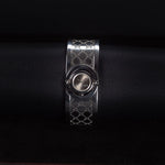 Kép betöltése a Galériamegjelenítőbe, Luxury watch (YA112501): watch face zoomed out
