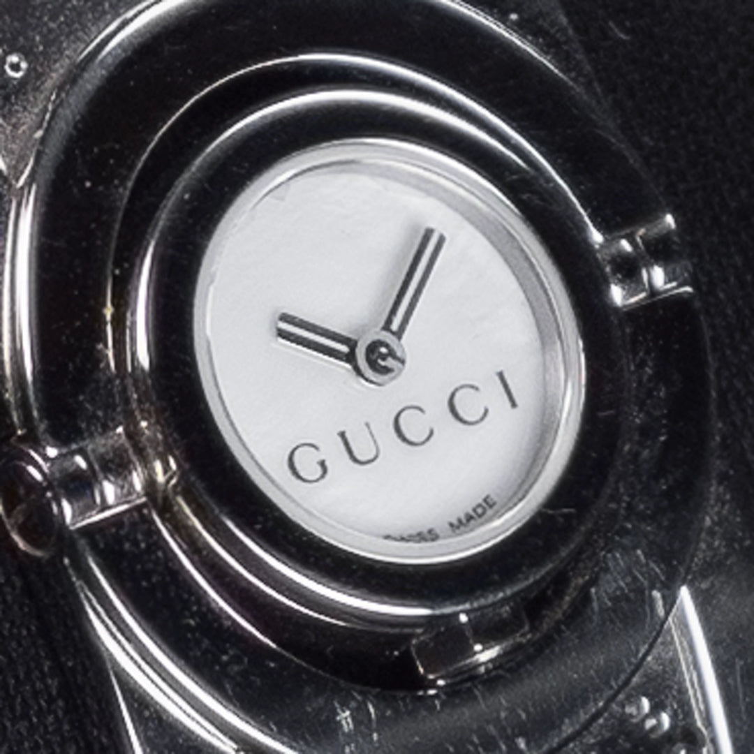 Luxury watch (YA112510): watch face angled view left