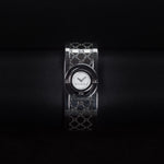 Kép betöltése a Galériamegjelenítőbe, Luxury watch (YA112510): watch face zoomed out
