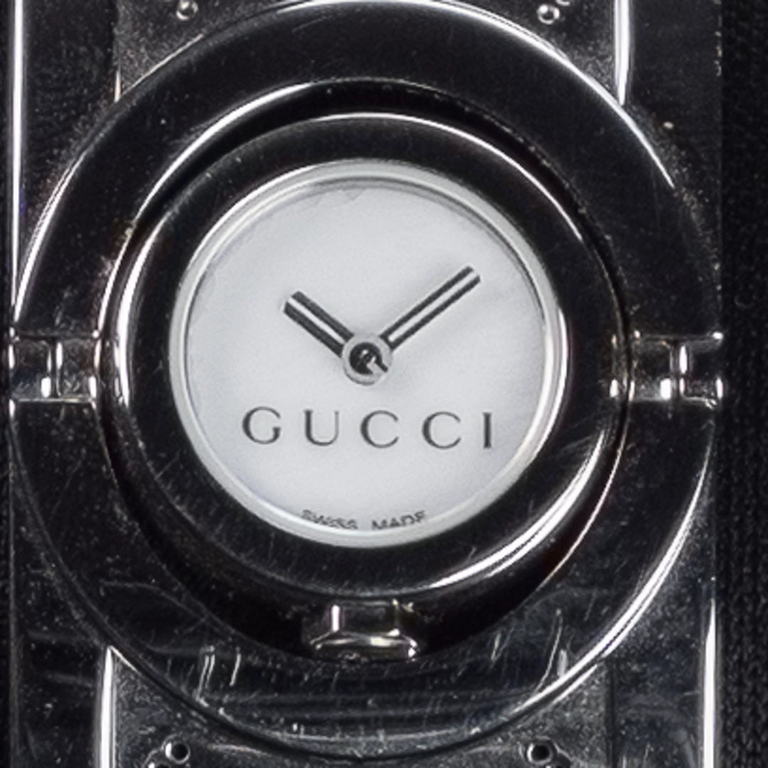 Luxury watch (YA112510): watch face