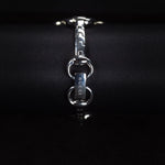Kép betöltése a Galériamegjelenítőbe, Luxury watch (YA116302): watch bracelet zoomed out
