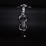 Kép betöltése a Galériamegjelenítőbe, Luxury watch (YA116309): watch bracelet zoomed out
