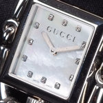 Kép betöltése a Galériamegjelenítőbe, Luxury watch (YA116309): watch face angled view right
