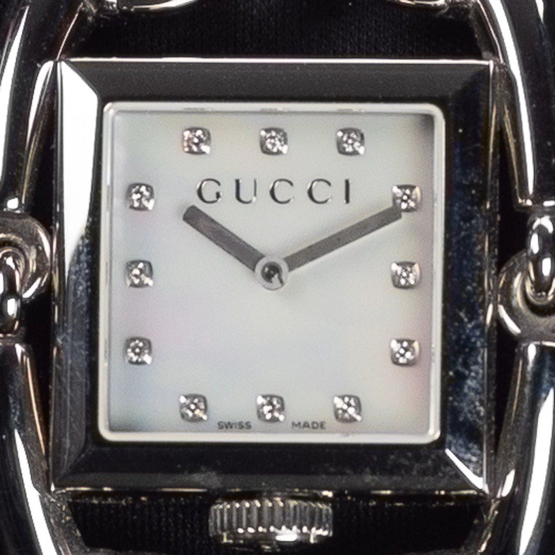 Luxury watch (YA116309): watch face