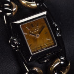 Kép betöltése a Galériamegjelenítőbe, Luxury watch (YA116518): watch face angled view left
