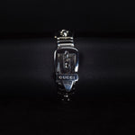 Kép betöltése a Galériamegjelenítőbe, Luxury watch (YA121301): watch bracelet zoomed out
