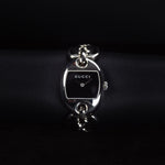 Kép betöltése a Galériamegjelenítőbe, Luxury watch (YA121301): watch face zoomed out
