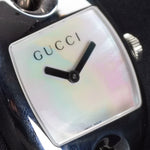 Kép betöltése a Galériamegjelenítőbe, Luxury watch (YA121302): watch face angled view left
