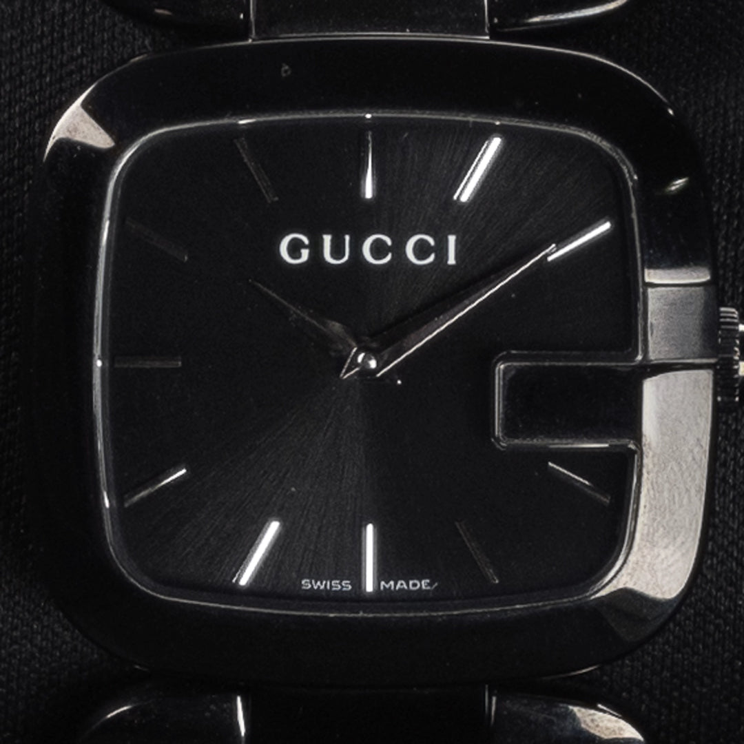 Luxury watch (YA125403): watch face