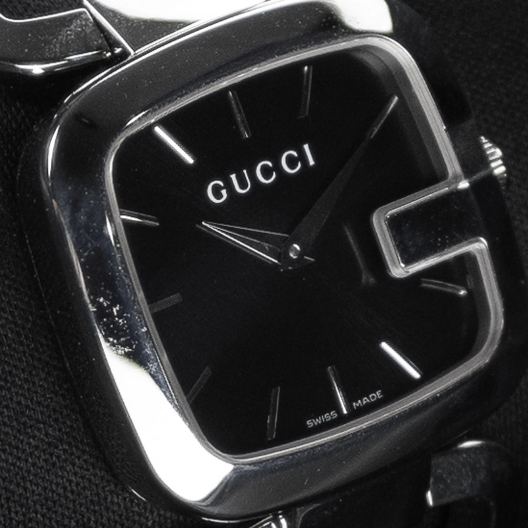 Luxury watch (YA125407): watch face angled view left