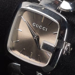 Kép betöltése a Galériamegjelenítőbe, Luxury watch (YA125507): watch face angled view right
