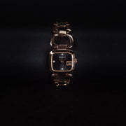 Luxury watch (YA125512): watch face zoomed out