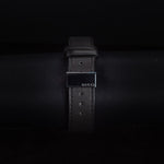 Kép betöltése a Galériamegjelenítőbe, Luxury watch (YA126304): watch bracelet zoomed out
