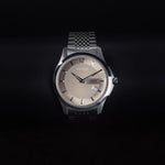 Kép betöltése a Galériamegjelenítőbe, Luxury watch (YA126310): watch face zoomed out

