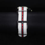 Kép betöltése a Galériamegjelenítőbe, Luxury watch (YA126322): watch bracelet zoomed out
