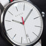 Kép betöltése a Galériamegjelenítőbe, Luxury watch (YA126322): watch face angled view left
