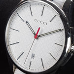 Kép betöltése a Galériamegjelenítőbe, Luxury watch (YA126322): watch face angled view right
