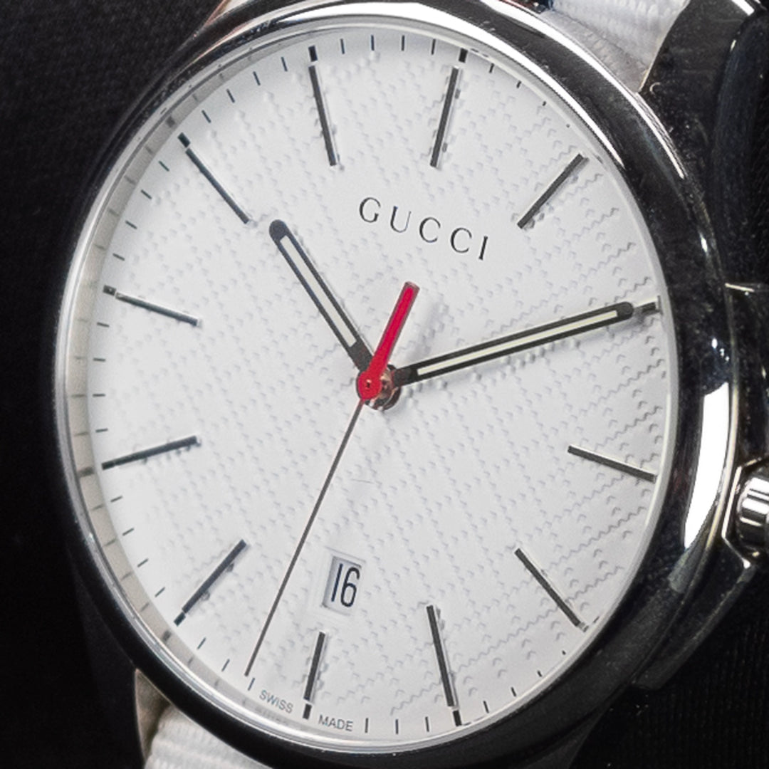 Luxury watch (YA126322): watch face angled view right