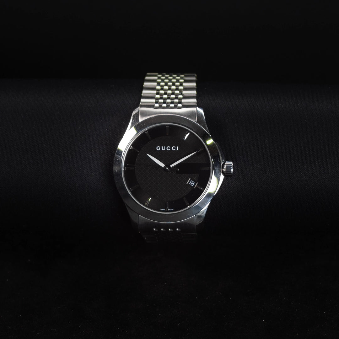 Luxury watch (YA126402): watch face zoomed out