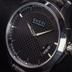 Kép betöltése a Galériamegjelenítőbe, Luxury watch (YA126413): watch face angled view right
