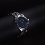 Kép betöltése a Galériamegjelenítőbe, Luxury watch (YA126440): watch face angled view left zoomed out
