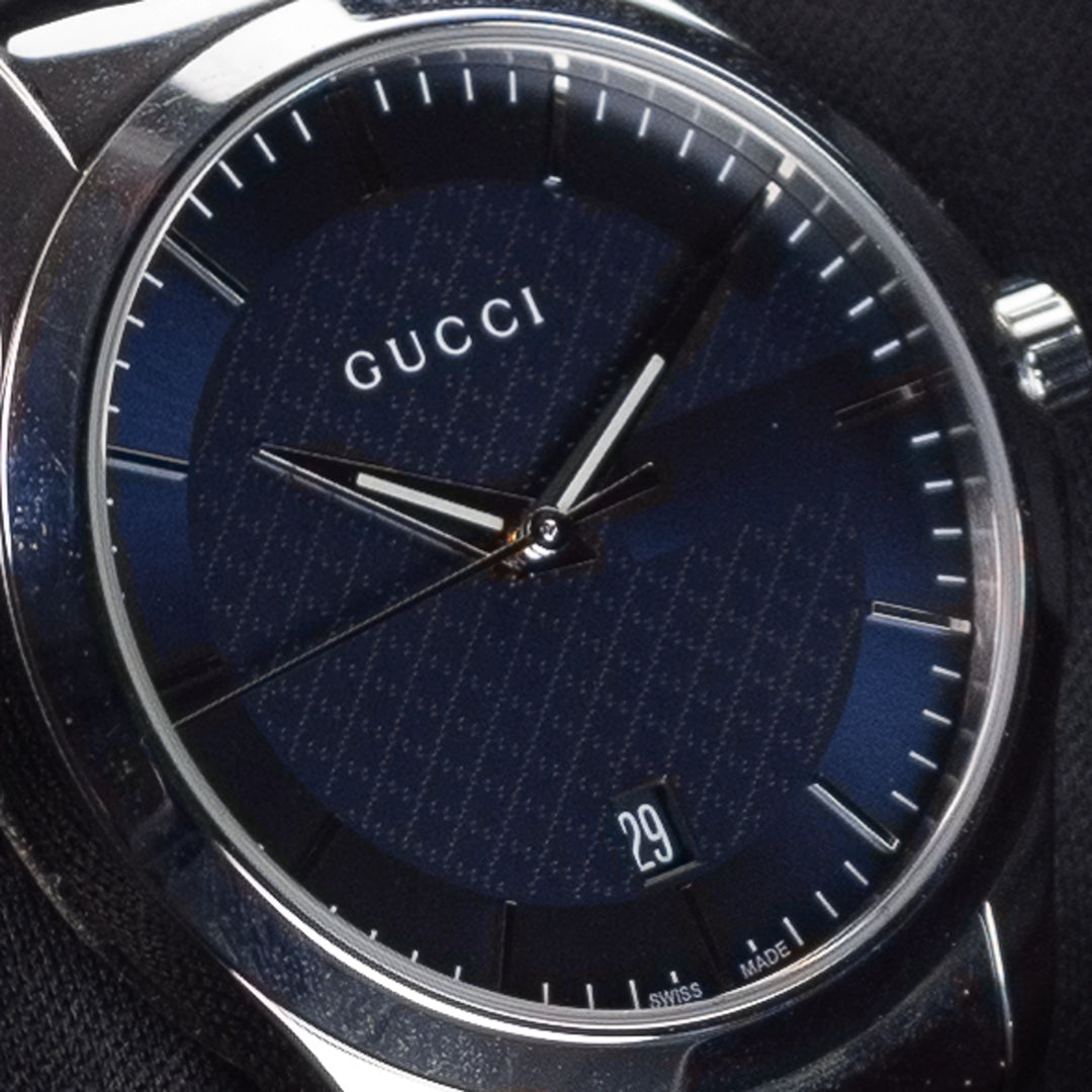 Luxury watch (YA126440): watch face angled view left