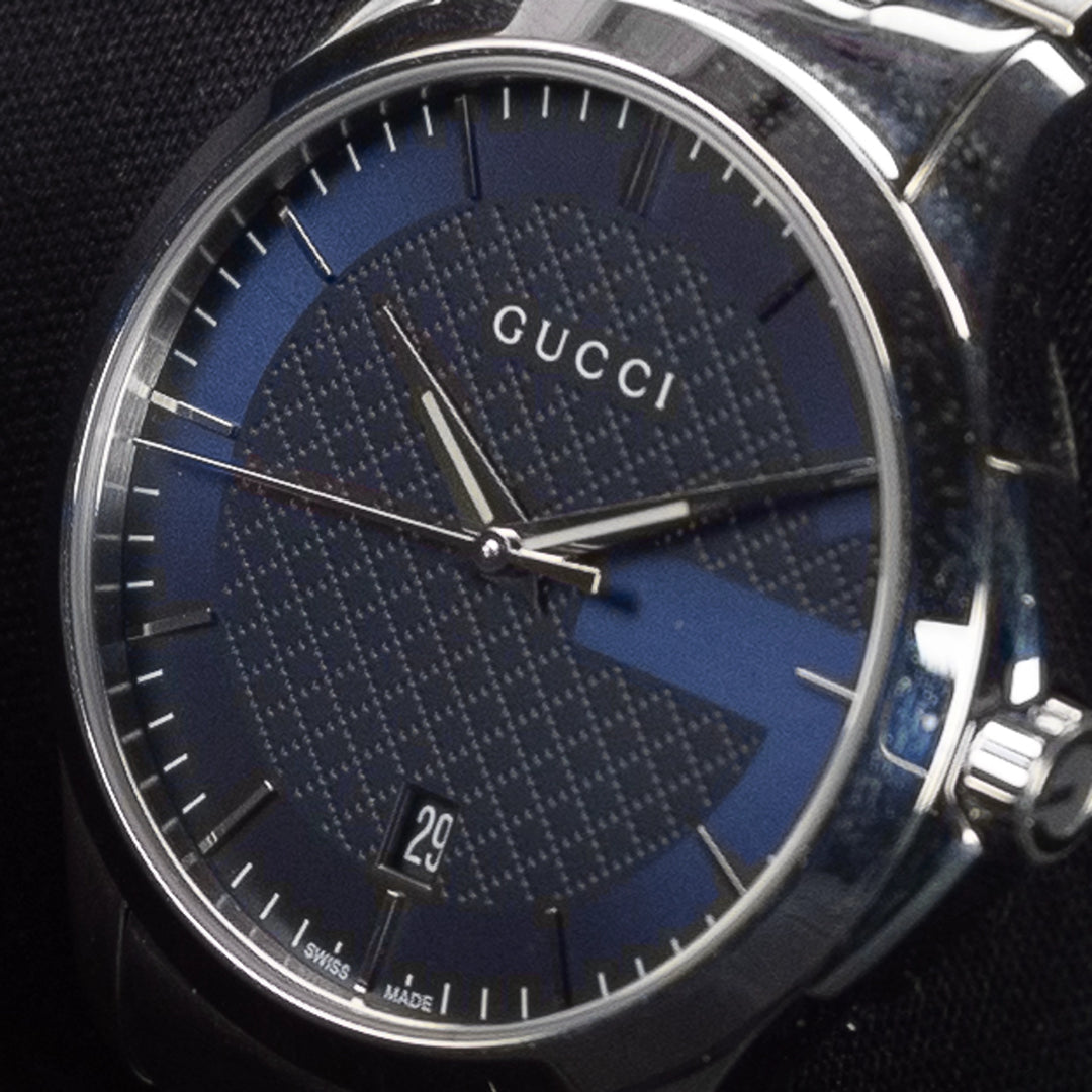 Luxury watch (YA126440): watch face angled view right
