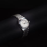 Kép betöltése a Galériamegjelenítőbe, Luxury watch (YA126501): watch face angled view left zoomed out
