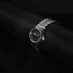 Kép betöltése a Galériamegjelenítőbe, Luxury watch (YA126505): watch face angled view right zoomed out
