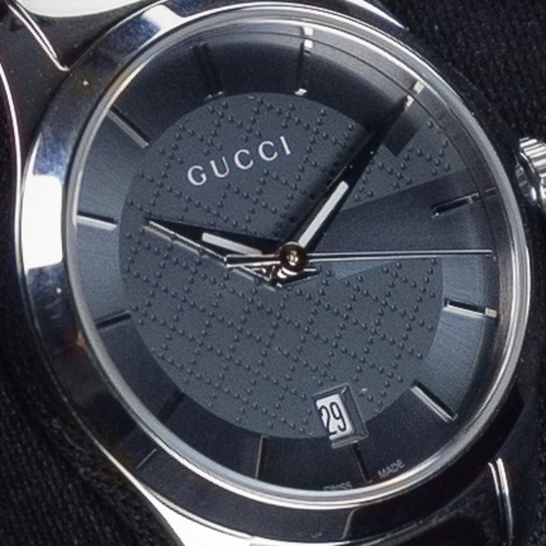 Luxury watch (YA126522): watch face angled view left