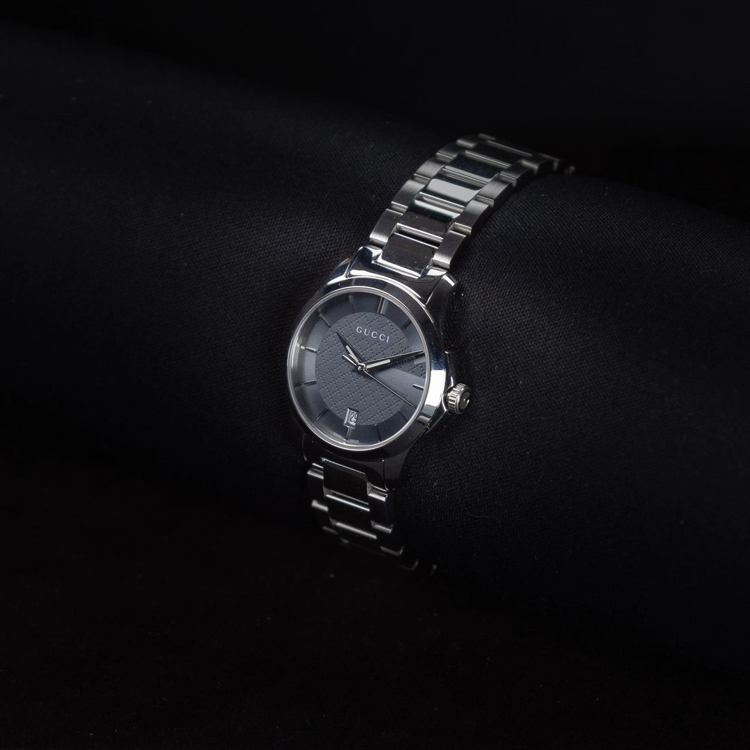 Luxury watch (YA126522): watch face angled view right zoomed out