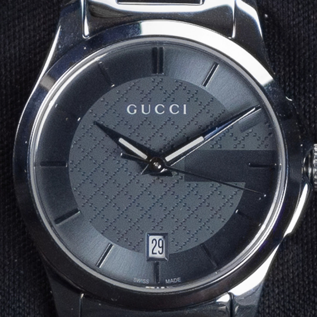 Luxury watch (YA126522): watch face