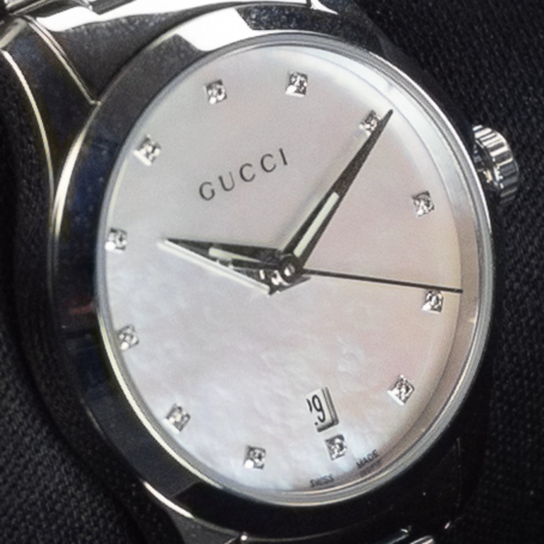 Luxury watch (YA126542): watch face angled view left