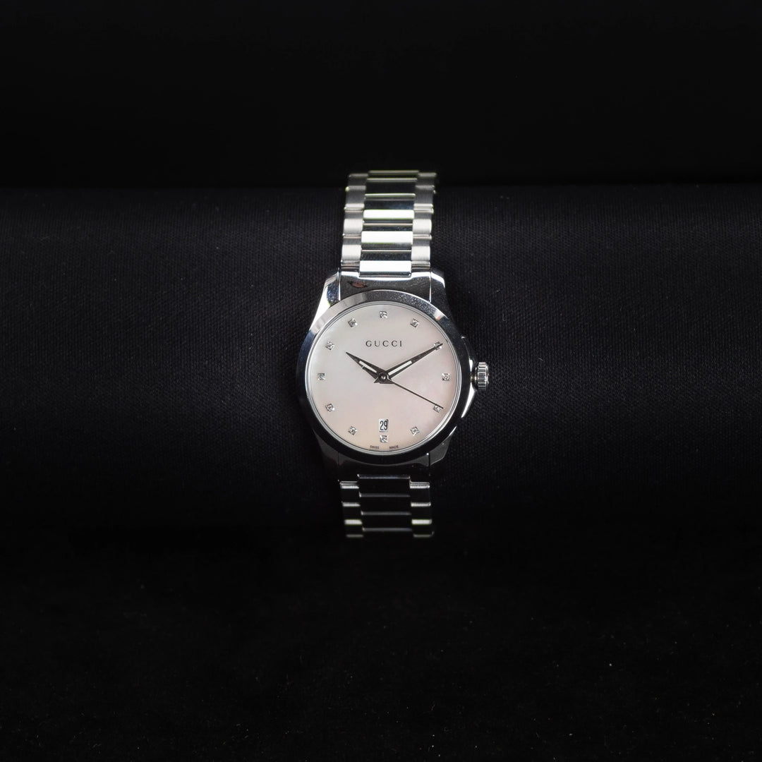 Luxury watch (YA126542): watch face zoomed out