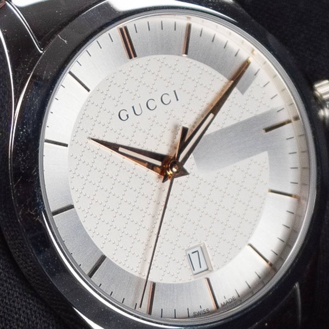 Luxury watch (YA126543): watch face angled view left
