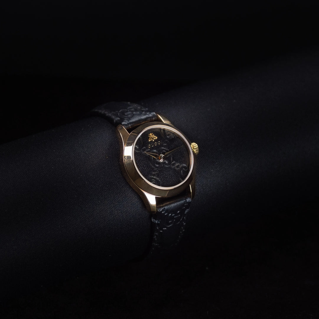 Luxury watch (YA126581): watch face angled view left zoomed out